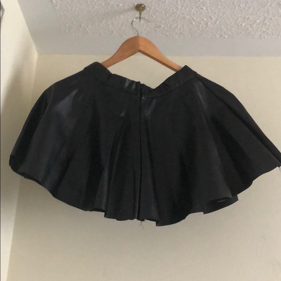 Short Black Faux Leather Skirt - Picture 2 of 3